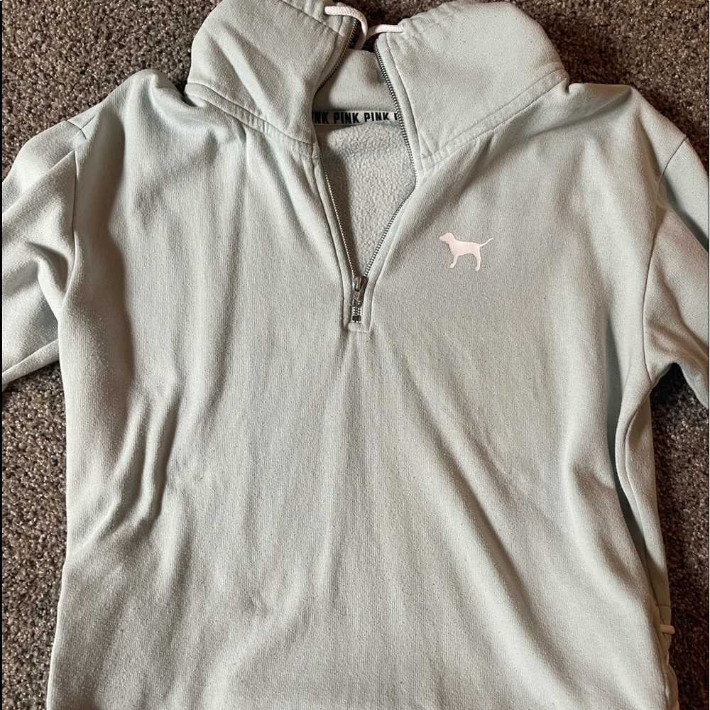 VS Pink sweater Large